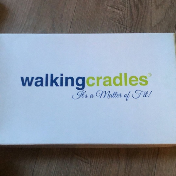 Walking cradles, tie-dye sneakers NWB - Picture 9 of 9